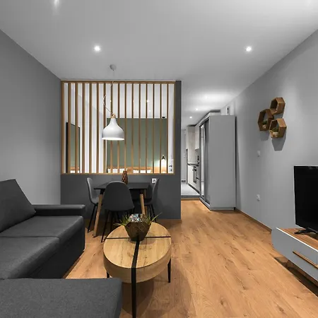 Big Apple And Apartments, Nilie Hospitality Mgmt Lejlighed