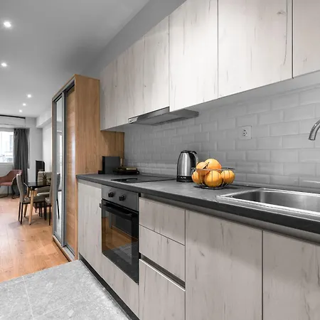 Daire Big Apple And Apartments, Nilie Hospitality Mgmt *