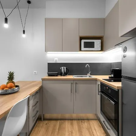 Daire Big Apple And Apartments, Nilie Hospitality Mgmt *