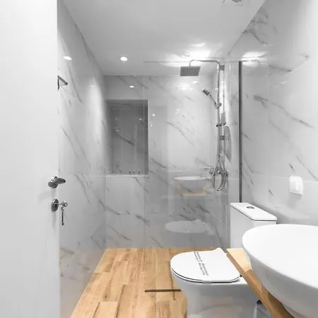 Big Apple And Apartments, Nilie Hospitality Mgmt