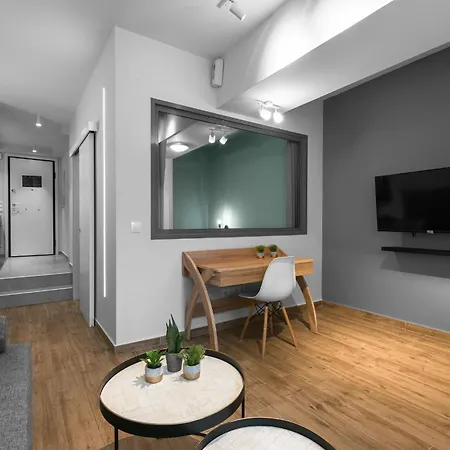 Big Apple And Apartments, Nilie Hospitality Mgmt * Szaloniki