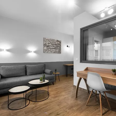 Big Apple And Apartments, Nilie Hospitality Mgmt Szaloniki