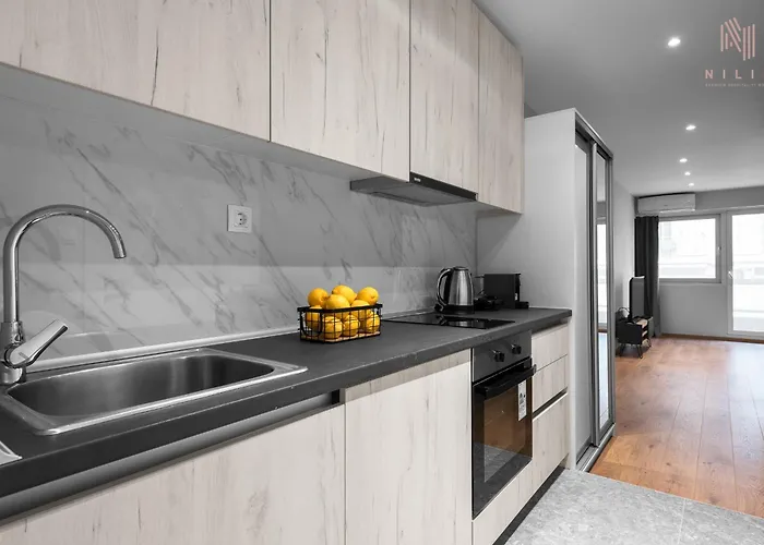 Big Apple And Apartments, Nilie Hospitality Mgmt *