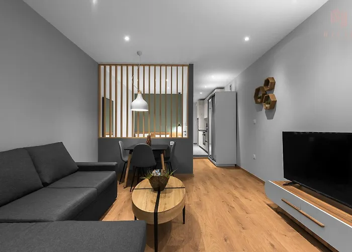 Big Apple And Apartments, Nilie Hospitality Mgmt Apartment