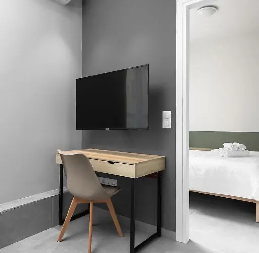 Big Apple And Apartments, Nilie Hospitality Mgmt *